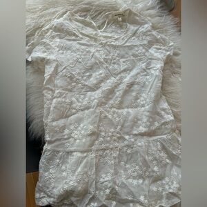 GC rare vintage Monteau White Embroidered SS women’s Crochet design top in SZ M!